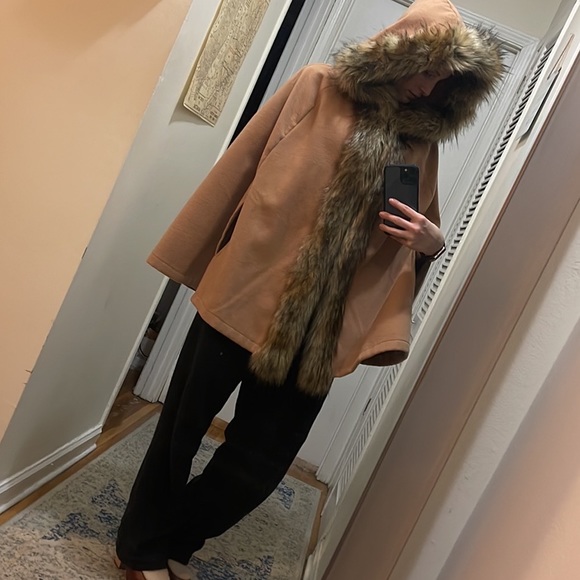 ✨Fabulous furs faux fur trimmed poncho✨ - Picture 15 of 15